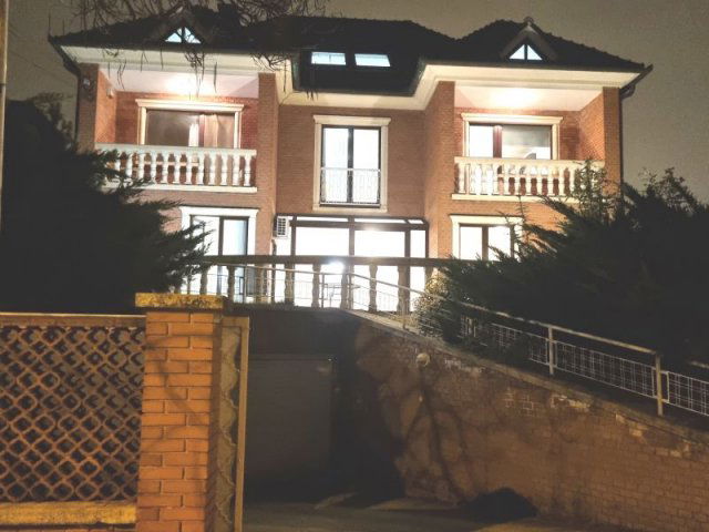 Eladó családi ház, Budapesten, XI. kerületben 341 M Ft, 6 szobás