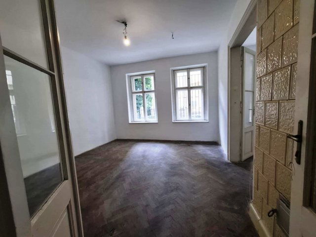 Eladó téglalakás, II. kerületben, Keleti Károly utcában