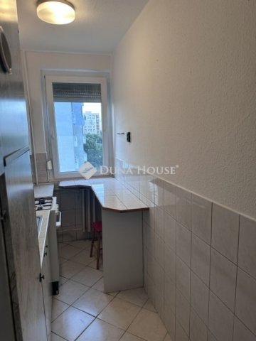 Eladó panellakás, Budapesten, XXI. kerületben 62.9 M Ft