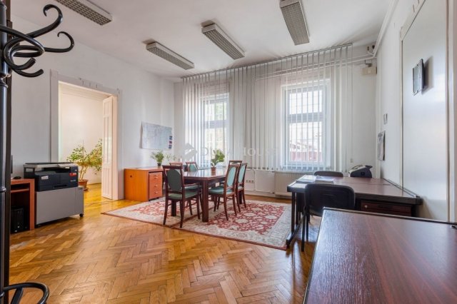 Eladó iroda, Budapesten, IV. kerületben 129.9 M Ft