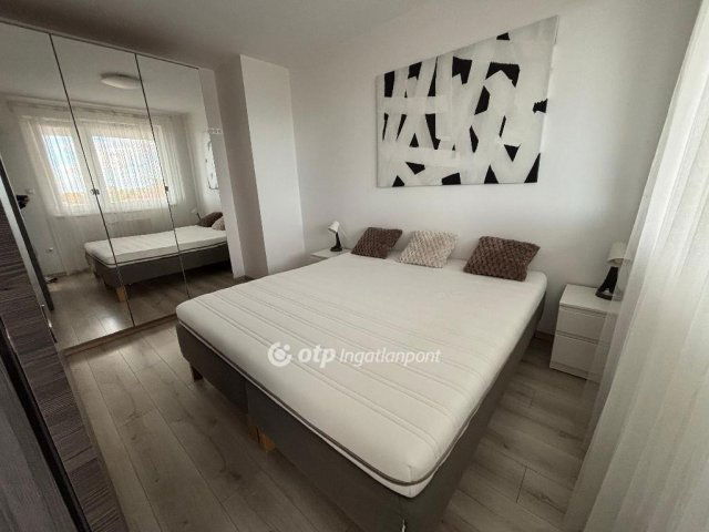 Eladó téglalakás, Budapesten, XI. kerületben 105 M Ft, 2 szobás