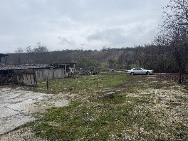 Eladó családi ház, Mányon 35.5 M Ft, 1+1 szobás