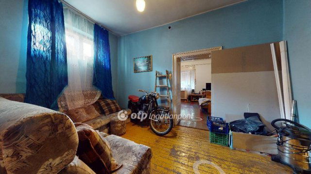 Eladó családi ház, Mezőkeresztesen 23.3 M Ft, 4 szobás