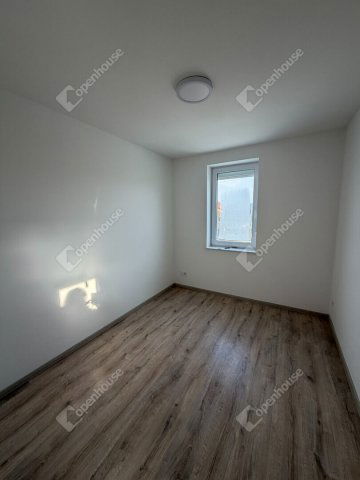 Kiadó családi ház, albérlet, Győrzámolyon 300 E Ft / hó