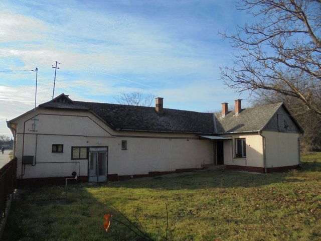 Eladó családi ház, Nyíradonyban 43 M Ft, 4 szobás