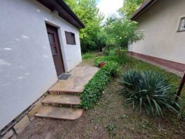 Eladó nyaraló, Siófokon 46.9 M Ft, 2 szobás