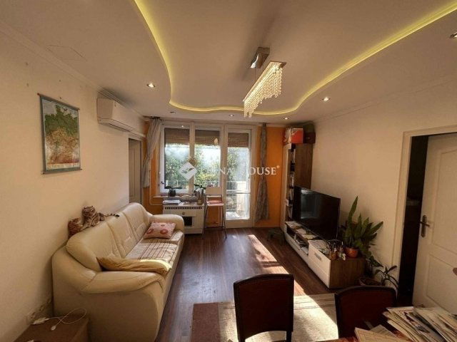 Eladó téglalakás, Budapesten, XII. kerületben 120 M Ft, 3 szobás