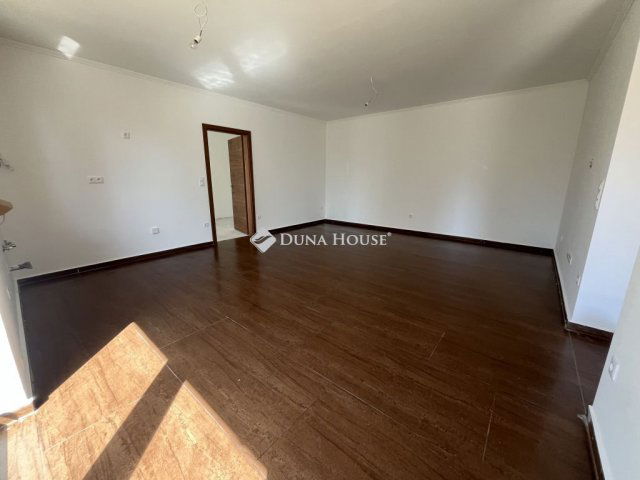 Eladó családi ház, Répcelakon 63 M Ft, 4 szobás