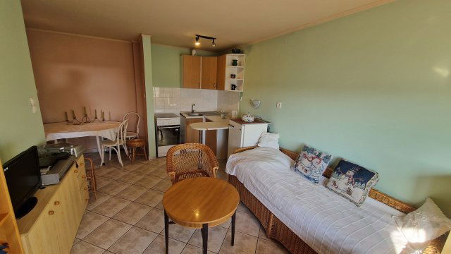 Eladó téglalakás, Győrött 39.8 M Ft, 2 szobás