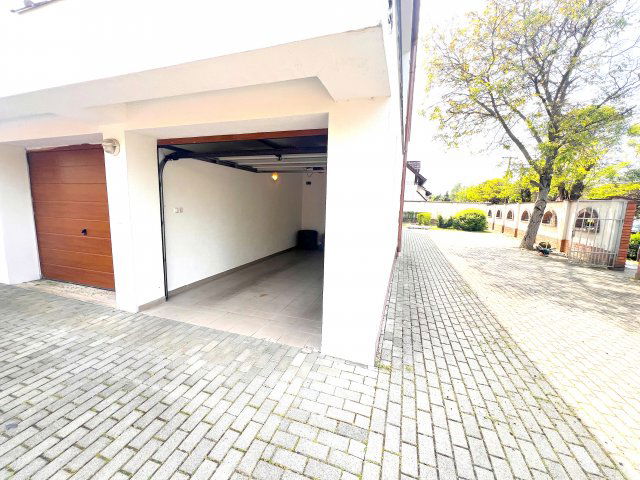 Eladó garázs, Debrecenben, Gyepűsor utcában 9.79 M Ft