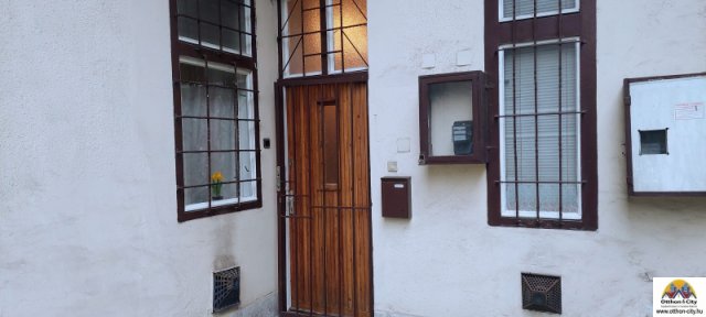 Eladó téglalakás, Budapesten, VII. kerületben 60.99 M Ft