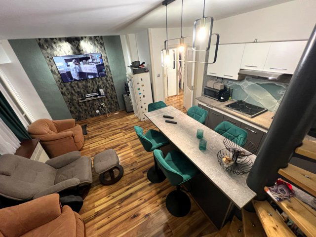 Eladó sorház, Székesfehérvárott 56.5 M Ft, 4 szobás