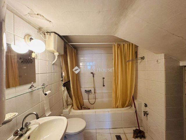 Eladó téglalakás, Szegeden 79.9 M Ft, 3+2 szobás