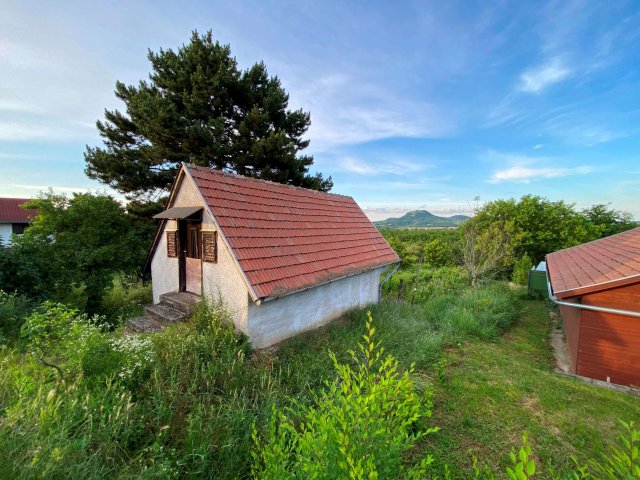 Eladó nyaraló, Kisapátiban 22.9 M Ft, 2 szobás