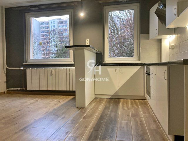 Kiadó panellakás, albérlet, Veszprémben, Haszkovó utcában