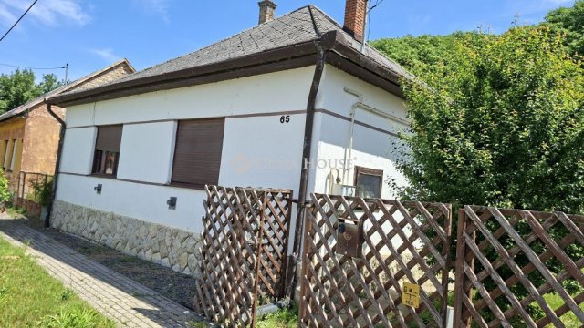 Eladó családi ház, Csikóstőttősön 25.5 M Ft, 3 szobás