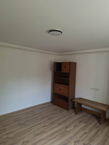Kiadó családi ház, albérlet, Szabadszentkirályon 150 E Ft / hó