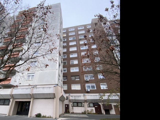 Eladó panellakás, Győrött 55.9 M Ft, 1+1 szobás