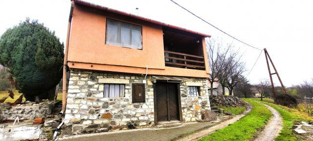 Eladó nyaraló, Köveskálon 29.9 M Ft, 3 szobás