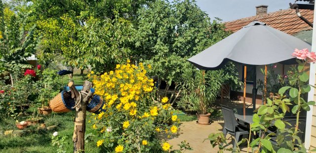 Eladó családi ház, Szegeden 65.9 M Ft, 3 szobás