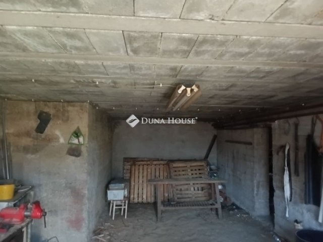 Eladó családi ház, Berhidán 39.98 M Ft, 3 szobás