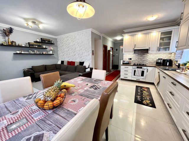 Eladó családi ház, Őrbottyánban 109.9 M Ft, 5 szobás