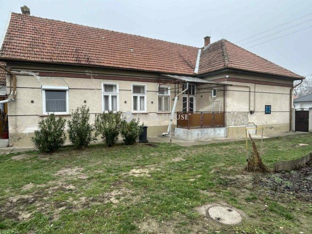 Eladó családi ház, Ceglédbercelen 49.9 M Ft, 4 szobás