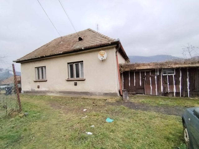 Eladó családi ház, Somoskőújfalun 8.5 M Ft, 2+1 szobás