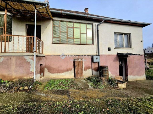 Eladó családi ház, Geresdlakon 14.9 M Ft, 3 szobás