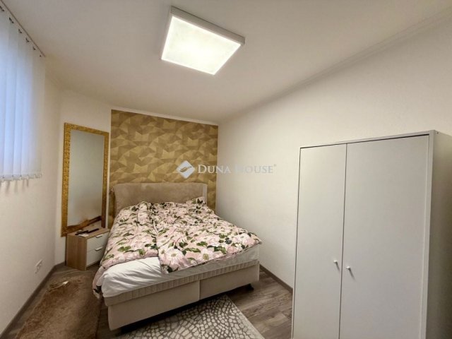 Eladó téglalakás, Budapesten, XIV. kerületben 62 M Ft, 2 szobás