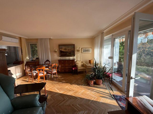 Eladó téglalakás, Budapesten, II. kerületben 125 M Ft, 2 szobás