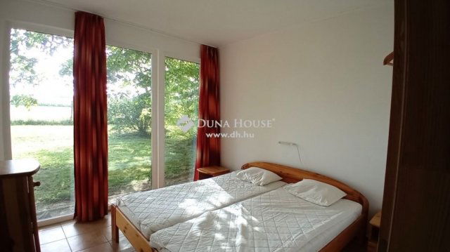 Eladó nyaraló, Szóládon 66.5 M Ft, 5 szobás