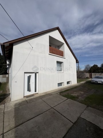 Eladó családi ház, Gyálon 114 M Ft, 6 szobás