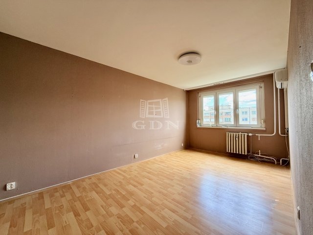Eladó panellakás, Budapesten, III. kerületben 62 M Ft, 2 szobás
