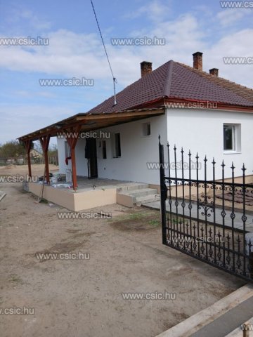 Eladó ikerház, Örkényen 39 M Ft, 2 szobás