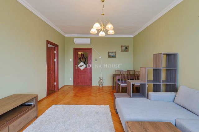 Eladó téglalakás, Budapesten, VIII. kerületben 68.99 M Ft