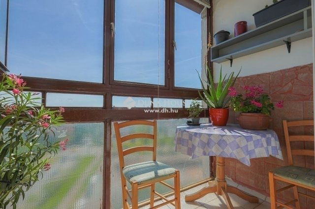 Eladó panellakás, Budapesten, XVIII. kerületben 68.99 M Ft