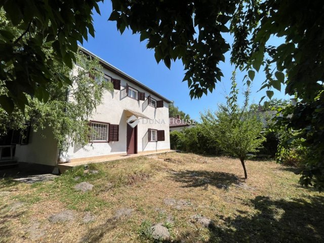 Eladó nyaraló, Fonyódon 89.9 M Ft, 4 szobás
