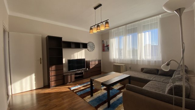 Kiadó téglalakás, albérlet, Debrecenben 250 E Ft / hó, 3 szobás