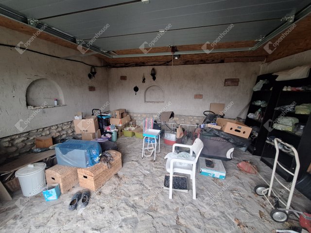 Eladó családi ház, Noszlopon 36 M Ft, 3 szobás