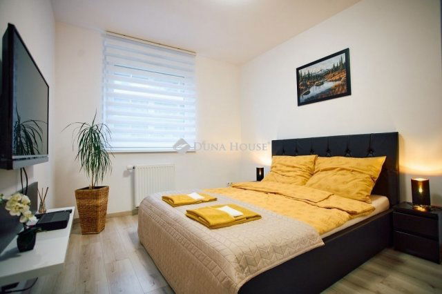 Eladó téglalakás, Budapesten, XIII. kerületben 245 M Ft