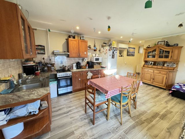 Eladó családi ház, Markazon 52 M Ft, 3 szobás