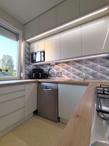 Eladó panellakás, XVI. kerületben, Rákospalotai határúton