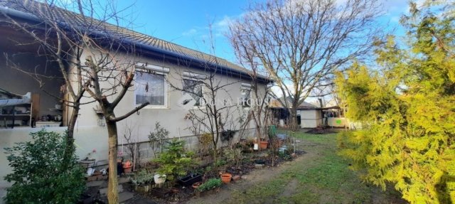 Eladó családi ház, Inárcson 89.9 M Ft, 6 szobás