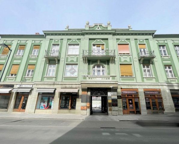Eladó iroda, Szombathelyen 35.99 M Ft, 3 szobás