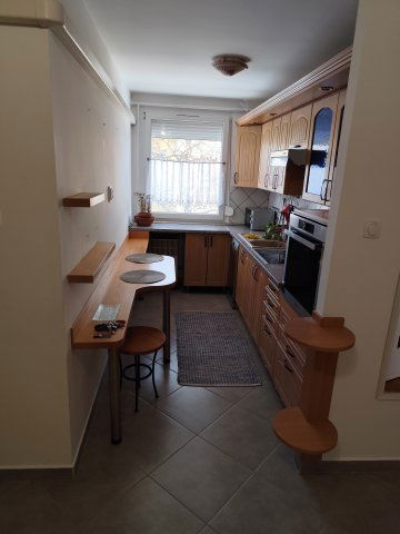 Eladó téglalakás, Zalaszentgróton 39.9 M Ft, 1+2 szobás