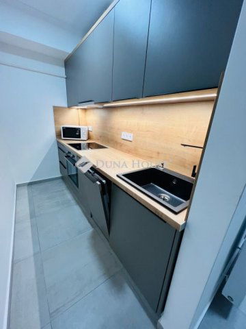 Kiadó téglalakás, albérlet, Pécsett 175 E Ft / hó, 2 szobás