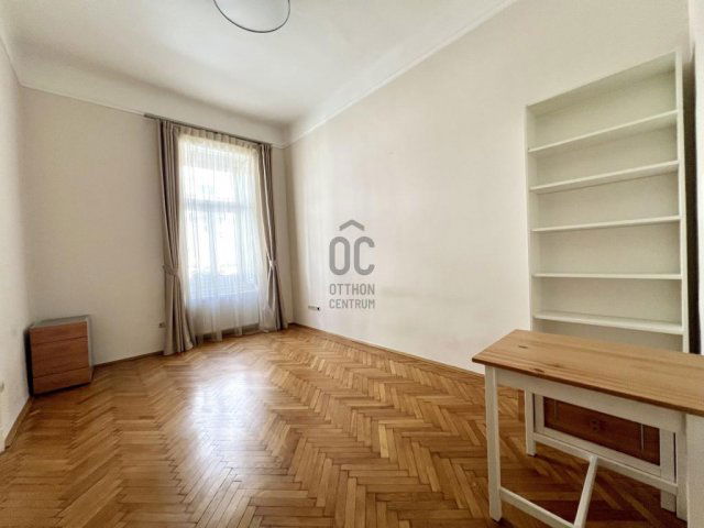 Kiadó téglalakás, albérlet, Budapesten, V. kerületben, 3 szobás
