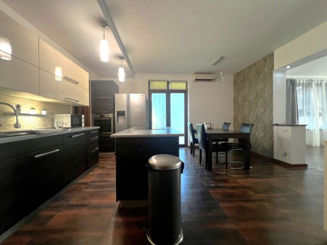 Eladó ikerház, Budapesten, XXII. kerületben 235 M Ft, 8 szobás