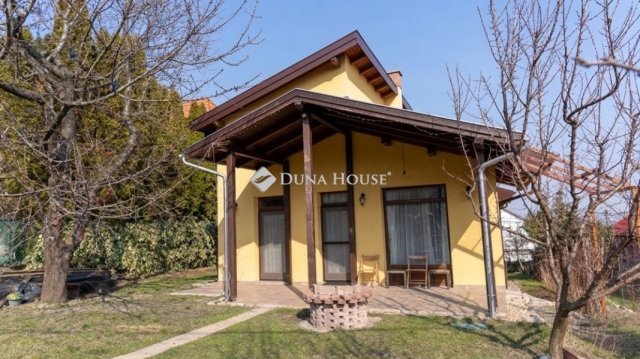 Eladó családi ház, Pomázon 179.9 M Ft, 5 szobás